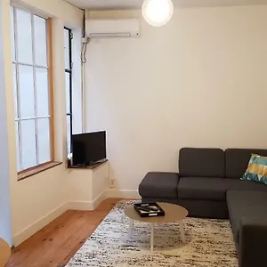  Appartement Avec Cour ★ Spacieux ★ Hyper Centre